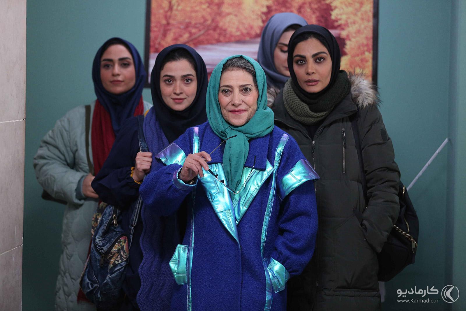 رویا افشار در نقش گوهر احمدی در سریال آنتن